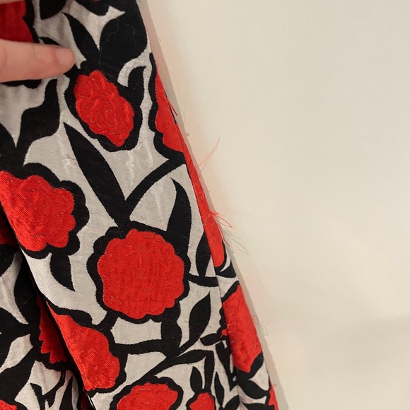 Chic Wish Rose My Heart Jacquard Prom Dress - Picture 9 of 11